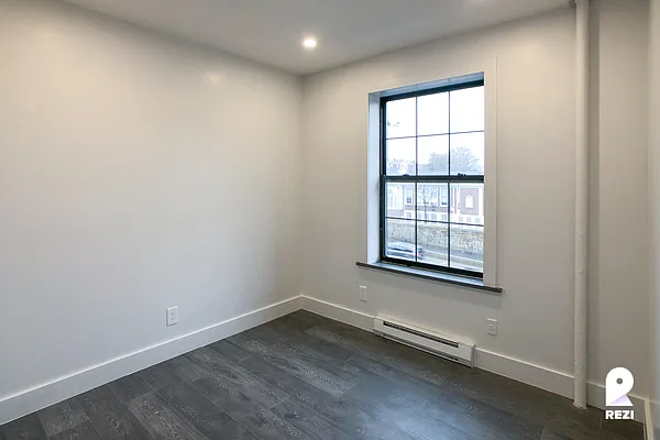 Rented by REZI | media 5