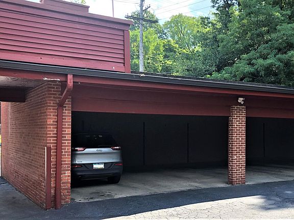 4th image of 2784 Euclid Heights Blvd #Px23jb624