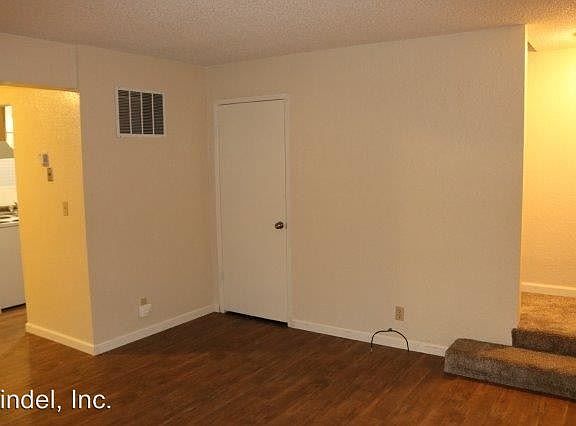 4th image of 4234 Walnut Dr APT A