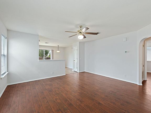3rd image of 14420 Cummins Way