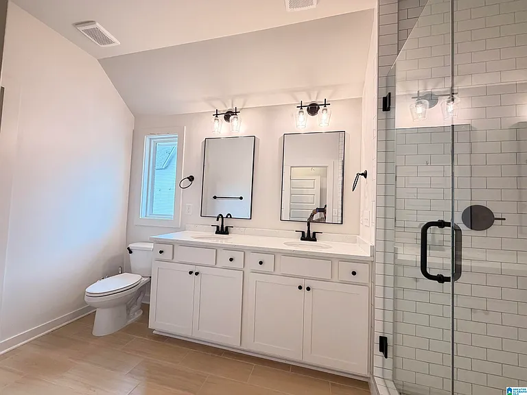 4739 Silas Ave — Photo 12