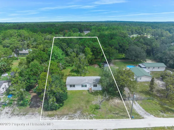 16111 Sandusky St, Brooksville, FL 34604