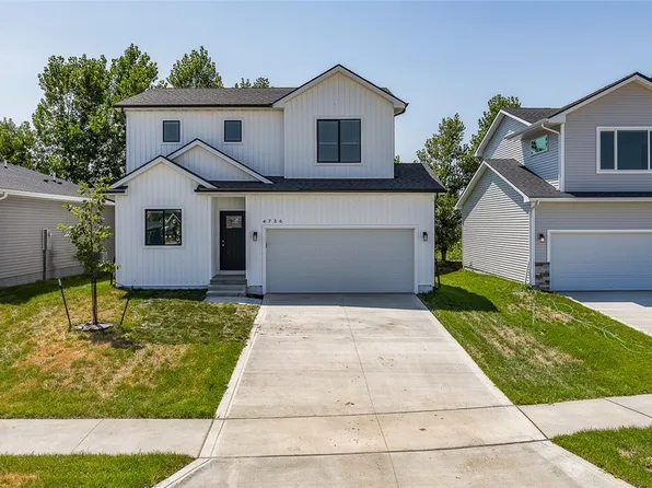 4736 167th St, Urbandale, IA 50323