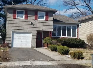 1024 Schleifer Rd, Hillside, NJ 07205