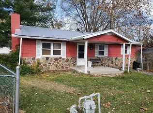427 23rd St, Oak Hill, WV 25901