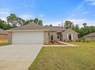 536 Patrick Farms Dr, Pearl, MS