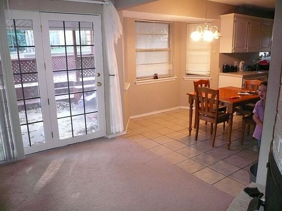 4th image of 5104 NW Liberty Ave
