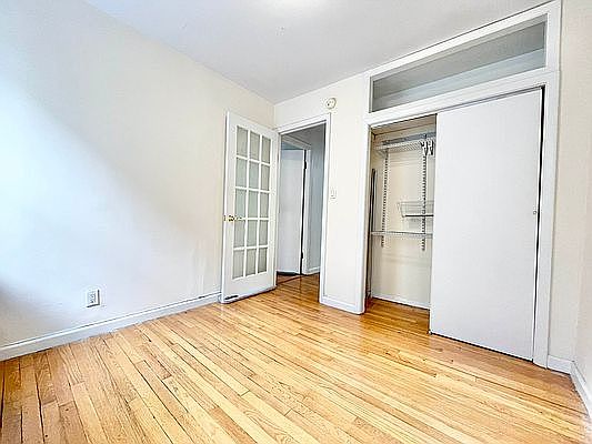 5th image of 312 E 93rd St APT 2B