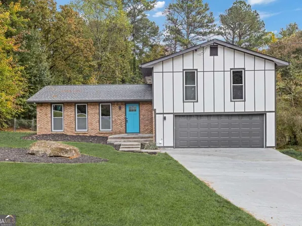 4220 Westminster Dr, Snellville, GA 30039