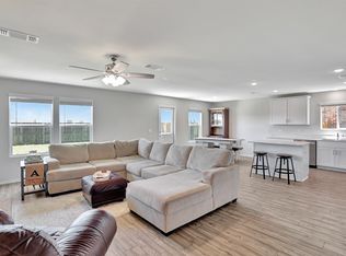 605 Manchester St, Van Alstyne, TX 75495