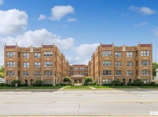 1628 18th Ave APT 12, Rock Island, IL 61201