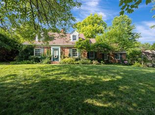 404 Oliver Rd, Cincinnati, OH 45215