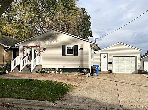 23 High School Blvd, Greene, IA 50636