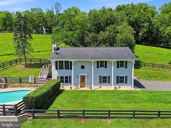 18459 Harmony Church Rd, Hamilton, VA 20158