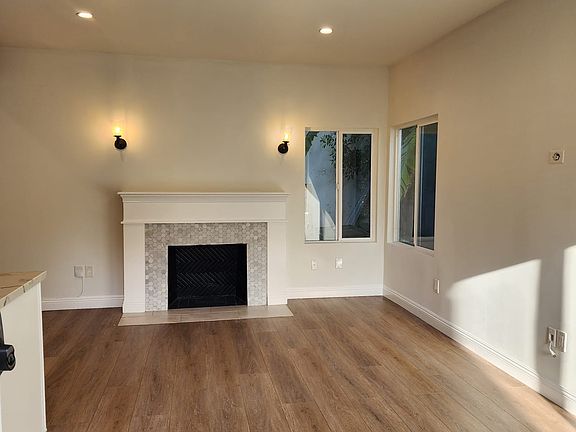 3rd image of 440 N Vista St