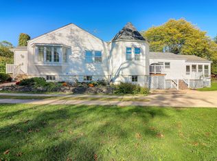 635 S Finley Rd, Lombard, IL 60148