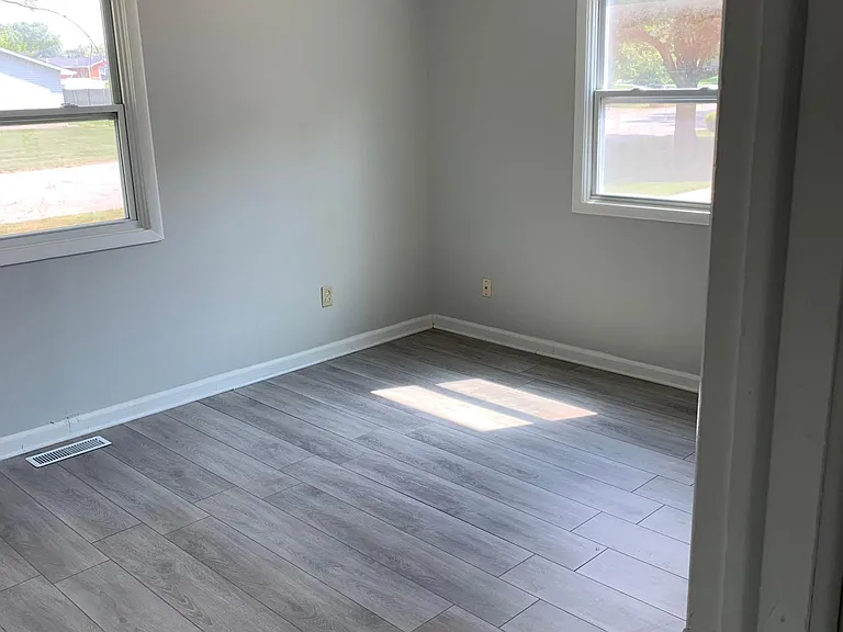 7902 Wilson St — Photo 12