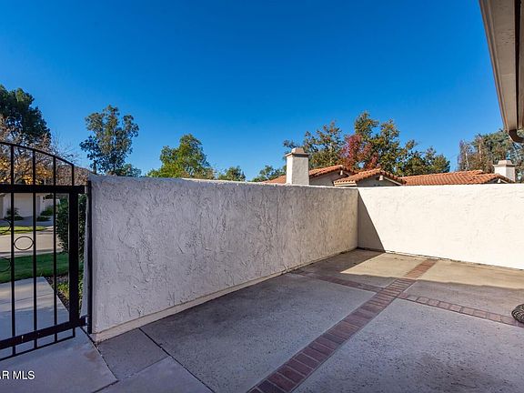 2nd image of 629 Greenmeadow Ln