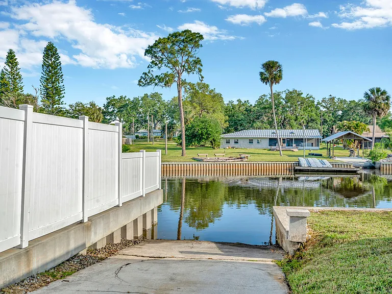 9314 River Cove Dr — Photo 14