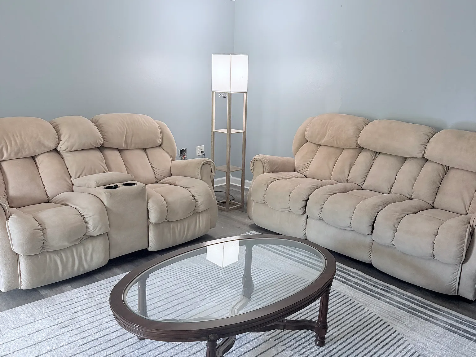2 bed, 1000 sqft, $1,600 — Photo 3