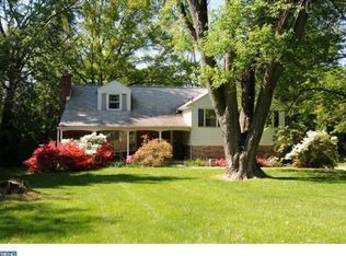 369 Huntington Dr, Wayne, PA 19087