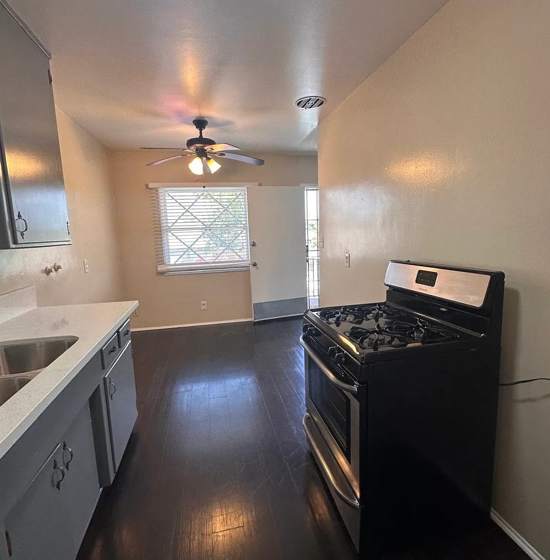 1 bed, 600 sqft, $1,750 — Photo 3