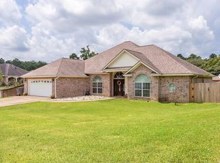 1706 Juniper Ln, Lufkin, TX 75904