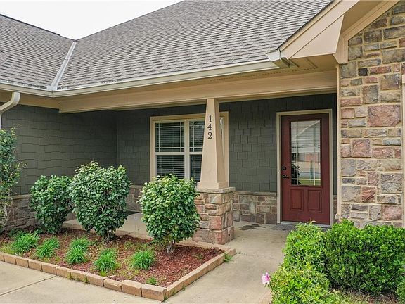 2nd image of 142 Lee Road 2170