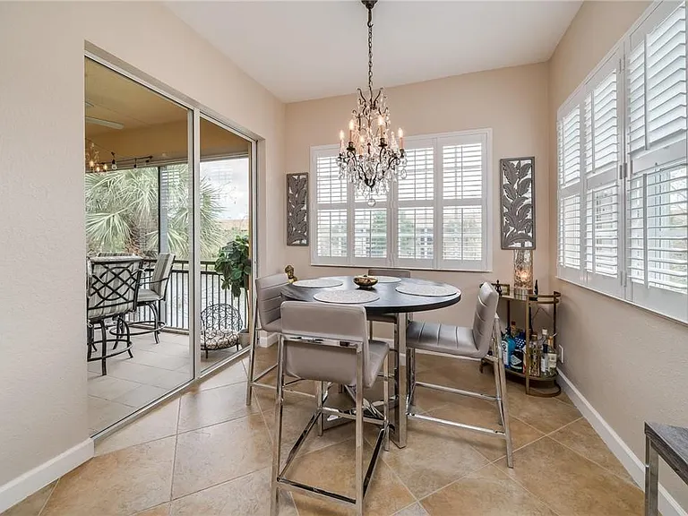 8012 NW 128th Ln — Photo 13