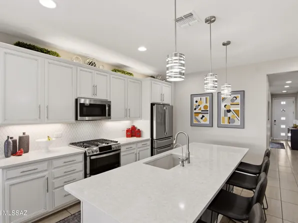 12364 N Amberwood Pl, Marana, AZ 85653