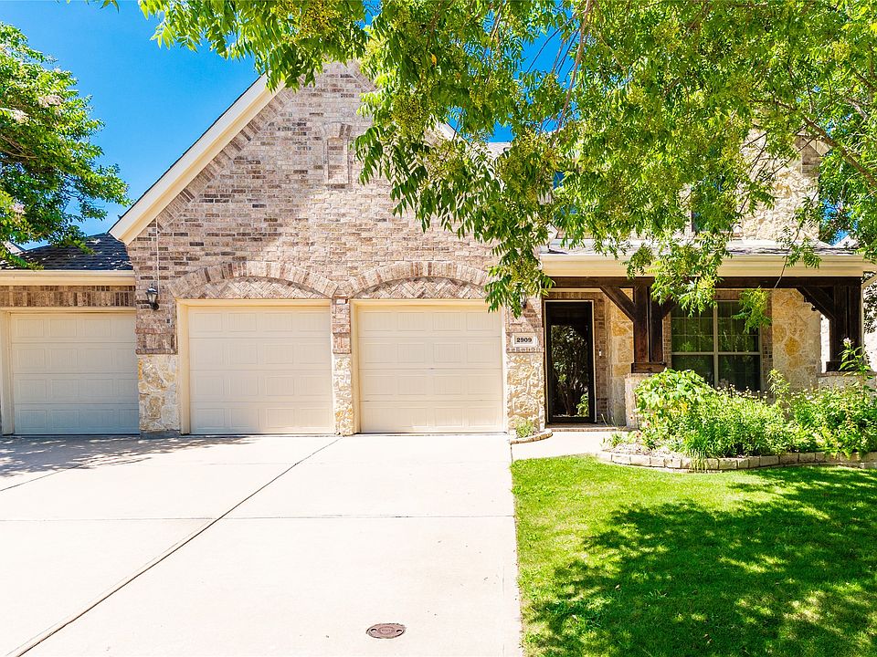 1st image of 2909 Pioneer Dr