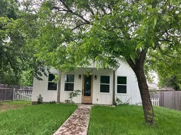 203 Vernon St #A, Thrall, TX 76578