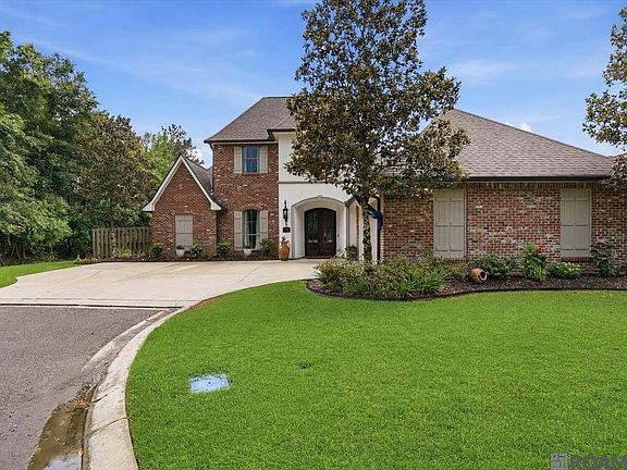 4th image of 18198 Villa Trace Ave