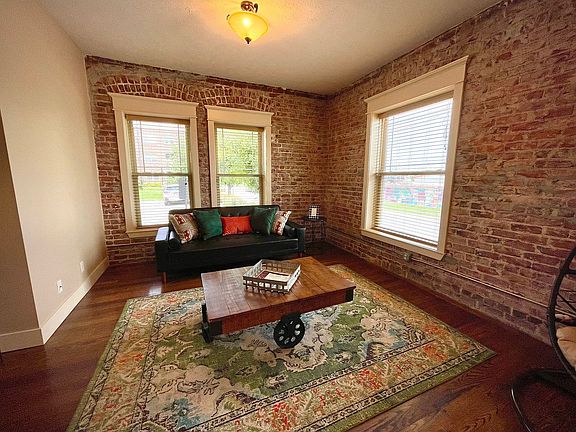 2nd image of 2934 Leavenworth St #101-B1400