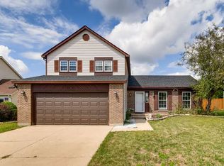 1400 Candlewood Ln, Hoffman Estates, IL 60169
