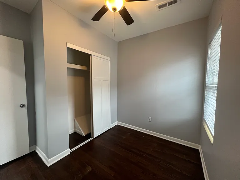 1096 Van Dyke St #202 — Photo 19
