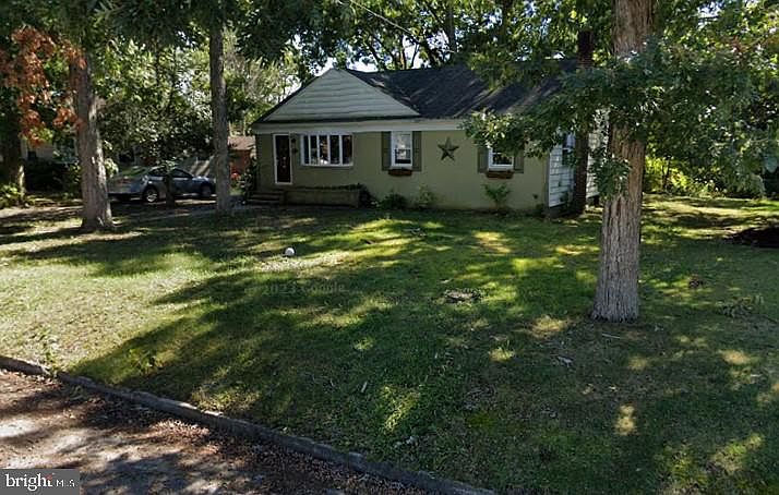 1st image of 705 Pleasant Dr