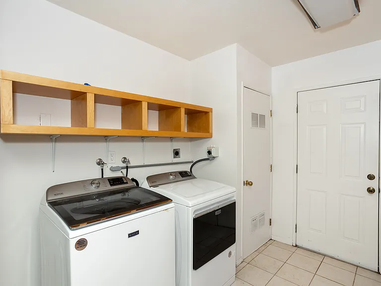 4742 Seaford Pl — Photo 26