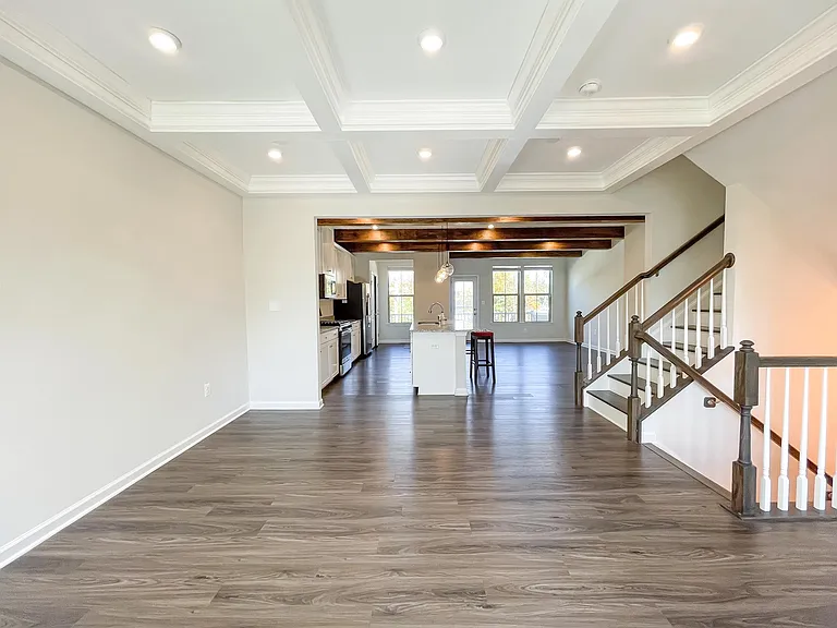 10132 Dorsey Ln — Photo 16