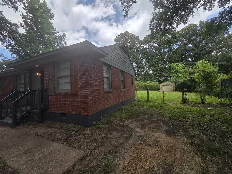 4062 Shirley Dr — Photo 24