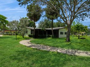 3633 SW Natura Ave, Deerfield Beach, FL 33441
