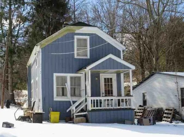 11 Parsons Rd, Chenango Forks, NY 13746