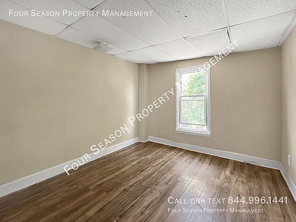 3rd image of 306 S Locust St