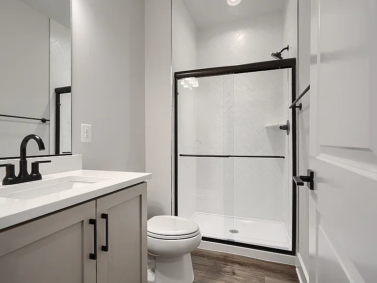 109 Glass Ln — Photo 6