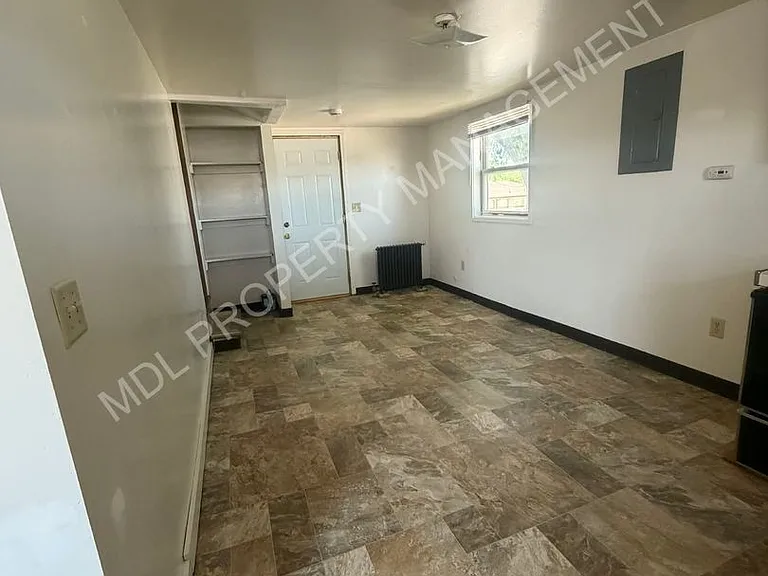727 N Hamilton Street — Photo 10