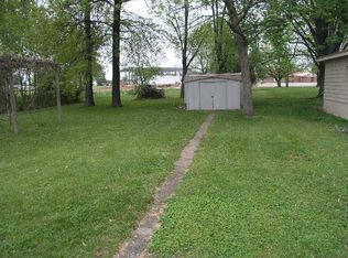 1839 Harvest Ave, Cahokia, IL 62206
