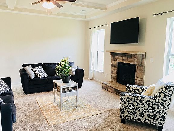 1st floor living room