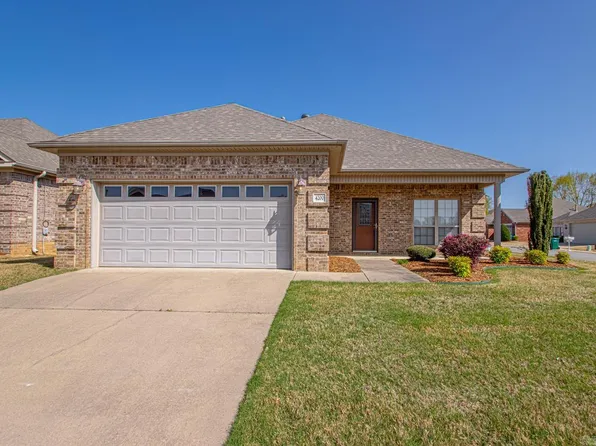 4200 Royal Oak Cir, Benton, AR 72015