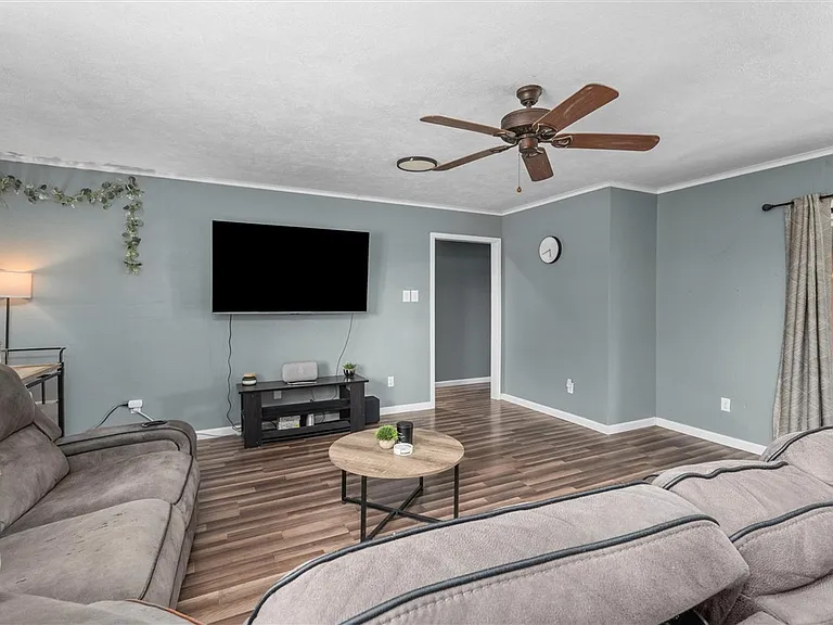 3511 Pecos Ct — Photo 6