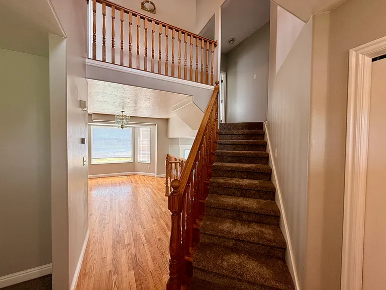 12397 S 3240 W — Photo 2